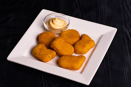 Куриные наггетсы