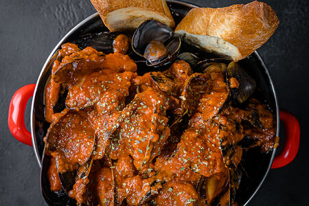 Мидии Пиццайола