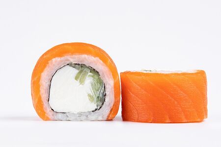 Ролл Филадельфия с огурцом