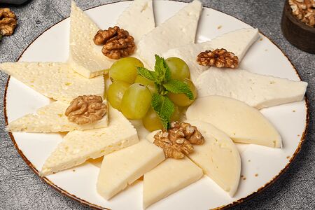 Сырная тарелка