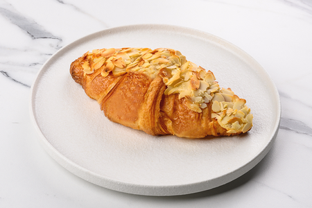 Круассан миндальный