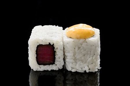 Ролл Спайси Магуро