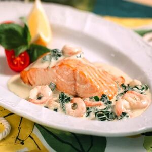 Филе лосося с креветками