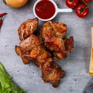 Шашлык из cвинoй шеи