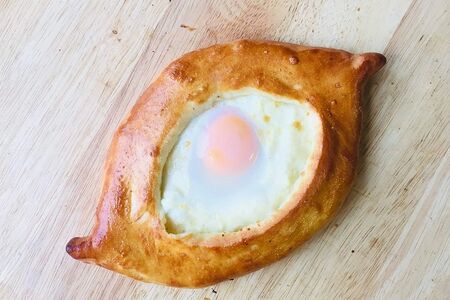 Хачапури по-аджарски