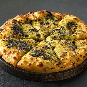 Хачапури по-мегрельски с соусом песто