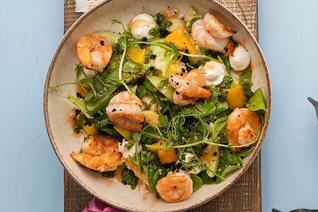 Салат из тигровых креветок