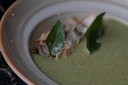 Крем-суп из брокколи на кокосовом молоке