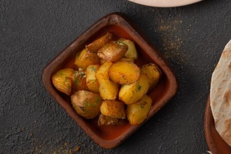 Молодой картофель жареный