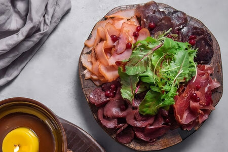 Ассорти копченостей из дичи