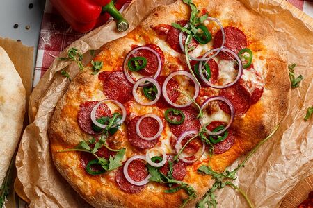 Пицца римская Пепперони