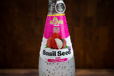 Aziano нектар личи с семенами базилика