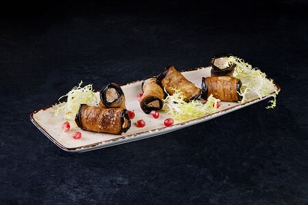 Рулеты из баклажанов