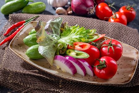 Овощи свежие