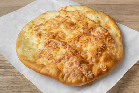 Хачапури с сулугуни и брынзой