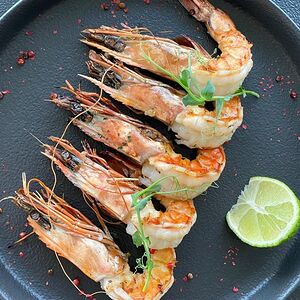 Тигровые креветки на гриле