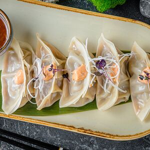 Момо Муттон