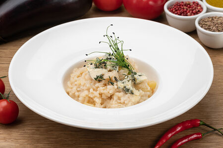 Ризотто с печёной грушей и голубым сыром