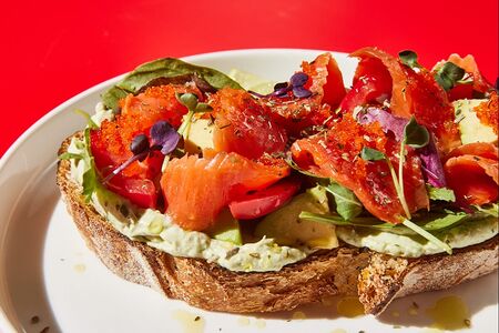 Брускетта с неркой домашнего посола