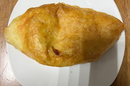 Пирожок с картошкой жареный