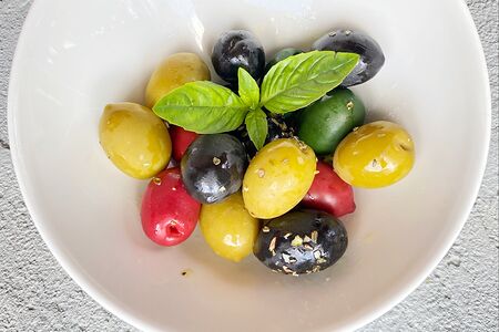 Оливки ассорти