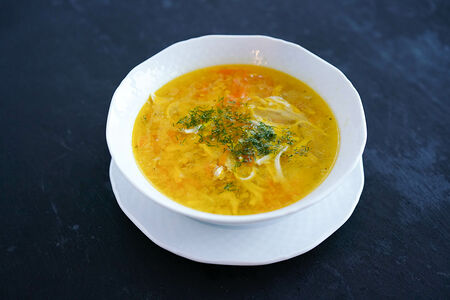 Куриный суп с лапшой