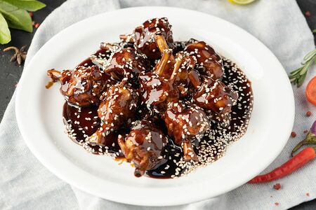 Куриные крылья в соусе терияки