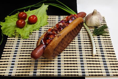 Хот-дог острый с беконом