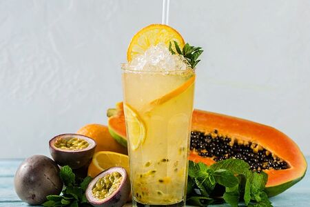 Лимонад манго-маракуйя