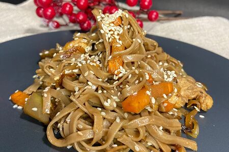 Вок с курицей