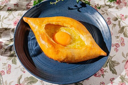 Хачапури по-аджарски