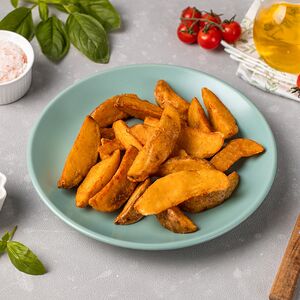 Картофельные дольки в панировке