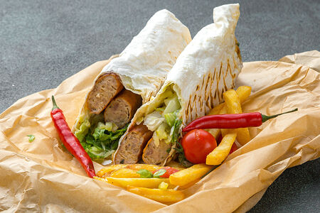 Хот-дог с одной баварской колбаской в лаваше 