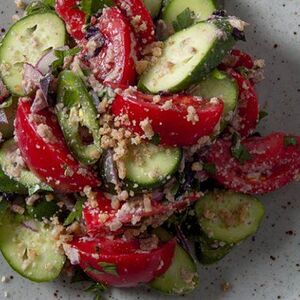 Салат по -грузински с орехами