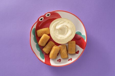 Рыбные наггетсы с картофельным пюре