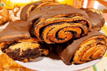 Изюминка с шоколадной помадкой