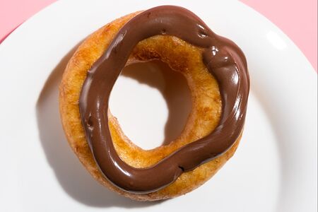 Бокс на 23 пончика с карамелью