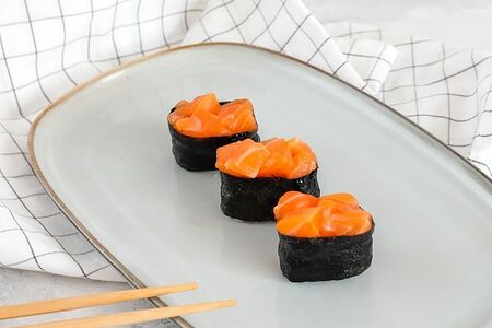 Гункан Лосось