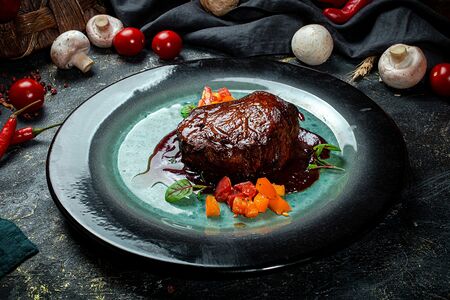 Филе Миньон с клюквенным соусом