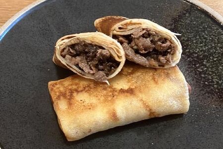 Блинчики с говядиной и грибами