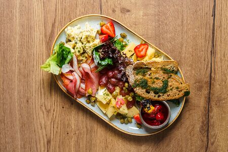 Большая сырная тарелка