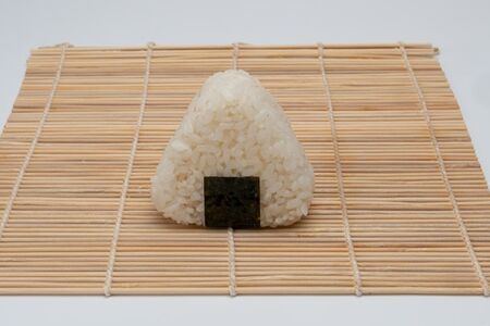 Онигири с курицей