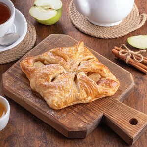 Пеновани с яблоком и корицей