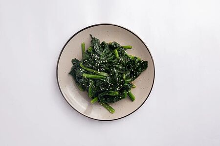 Салат из шпината