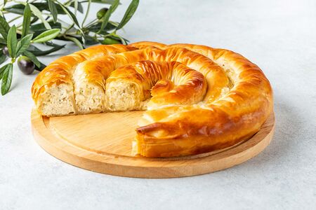 Пирог Тиропита с сыром