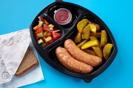 Картофель с сырными колбасками