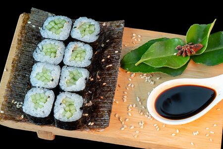 Ролл Огурец