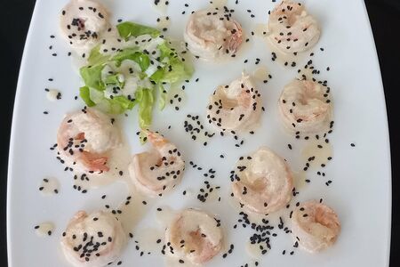 Креветки в сливочно-чесночно-медовом соусе