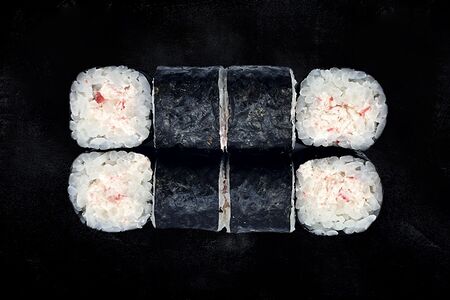 Ролл с крабом