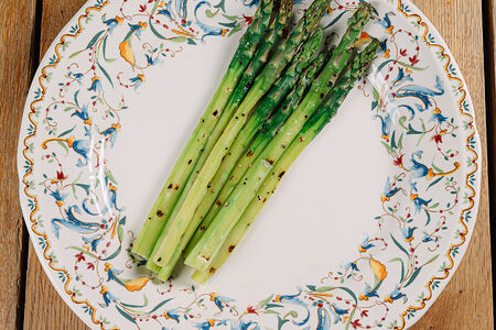 Спаржа на гриле